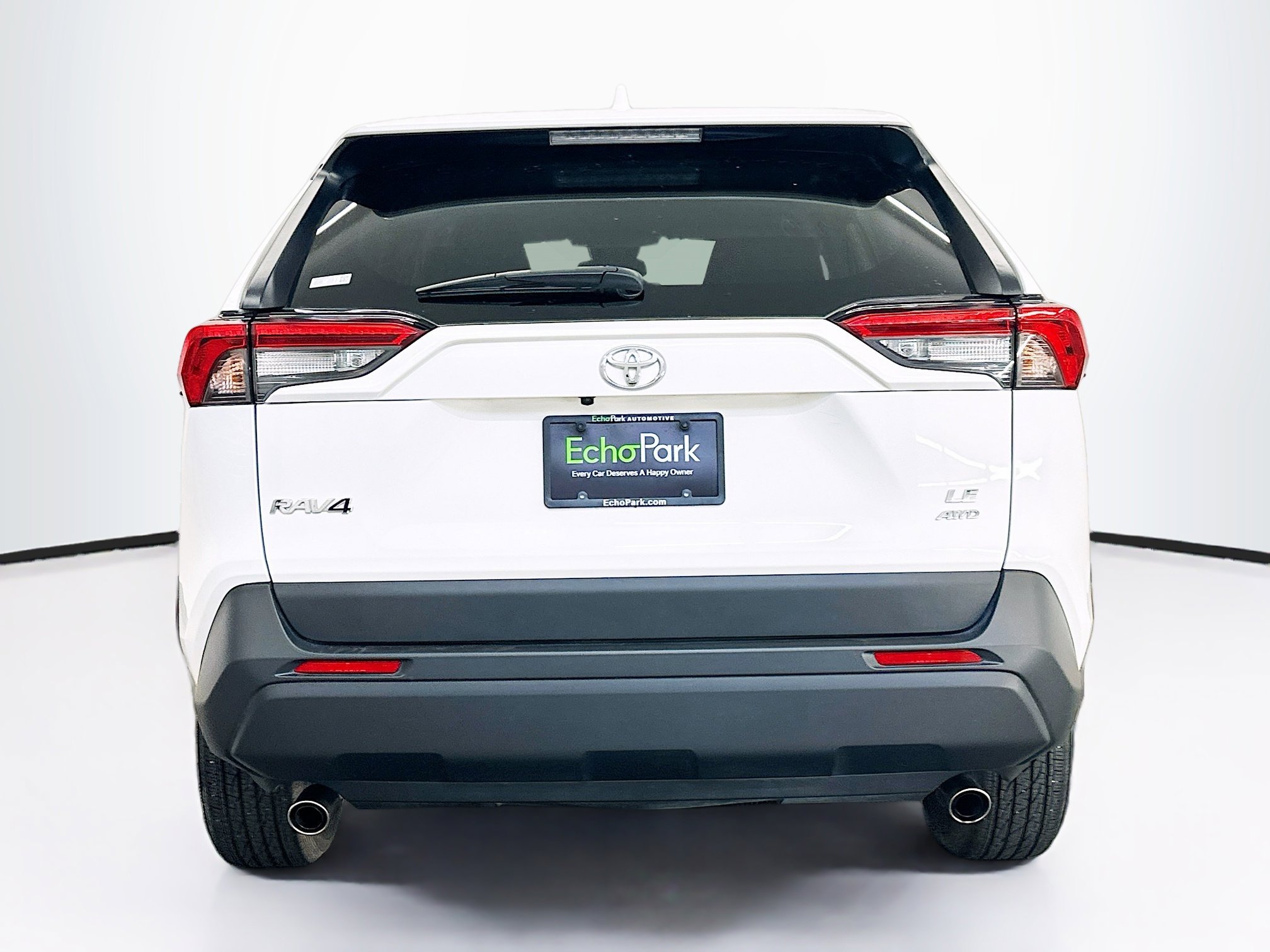 Used 2025 Toyota RAV4 LE image 7