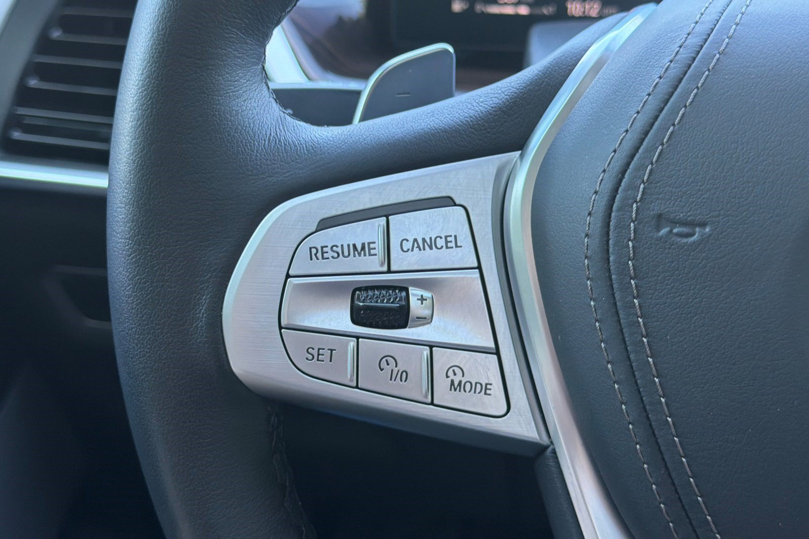 Used 2026 BMW X7 xDrive40i AWD/4WD image 30