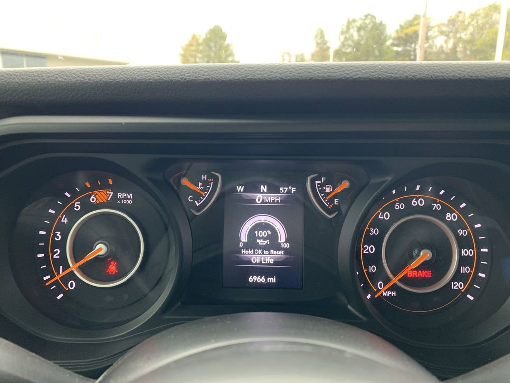 Used 2025 Jeep Wrangler Sport image 10