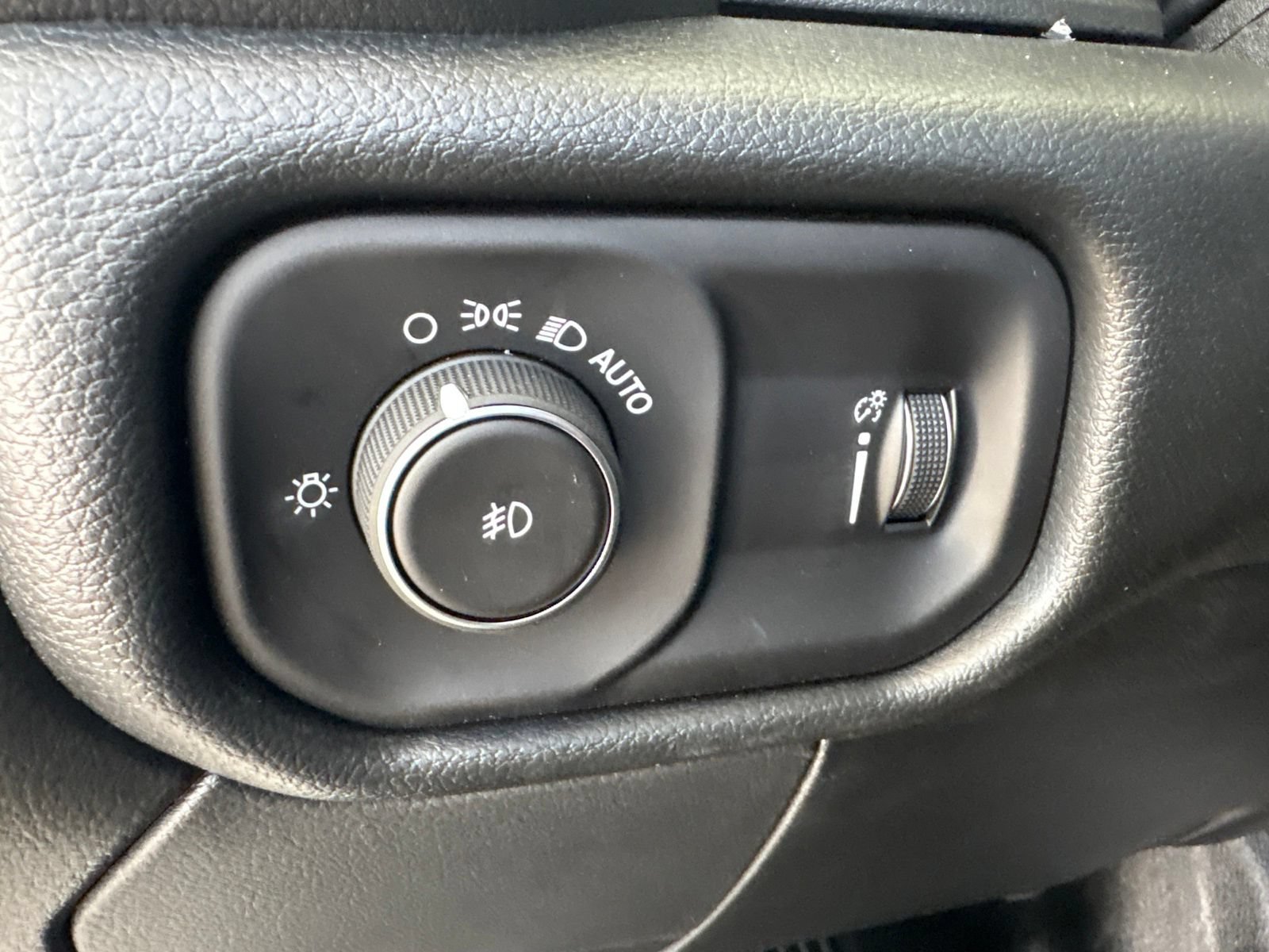 New 2027 RAM 3500 Tradesman AWD/4WD image 11