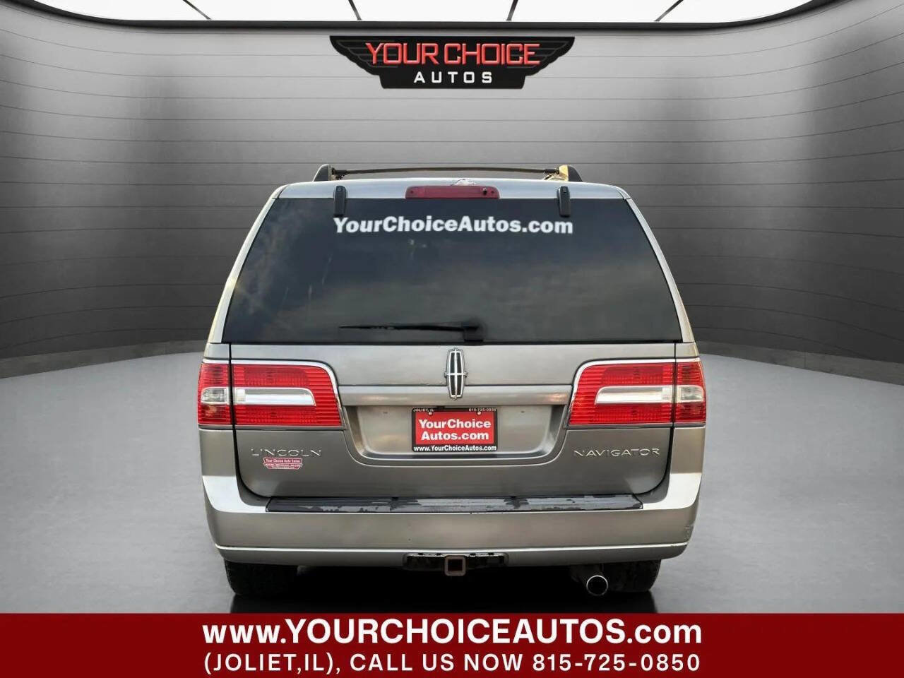 Used 2008 Lincoln Navigator L 4WD image 4