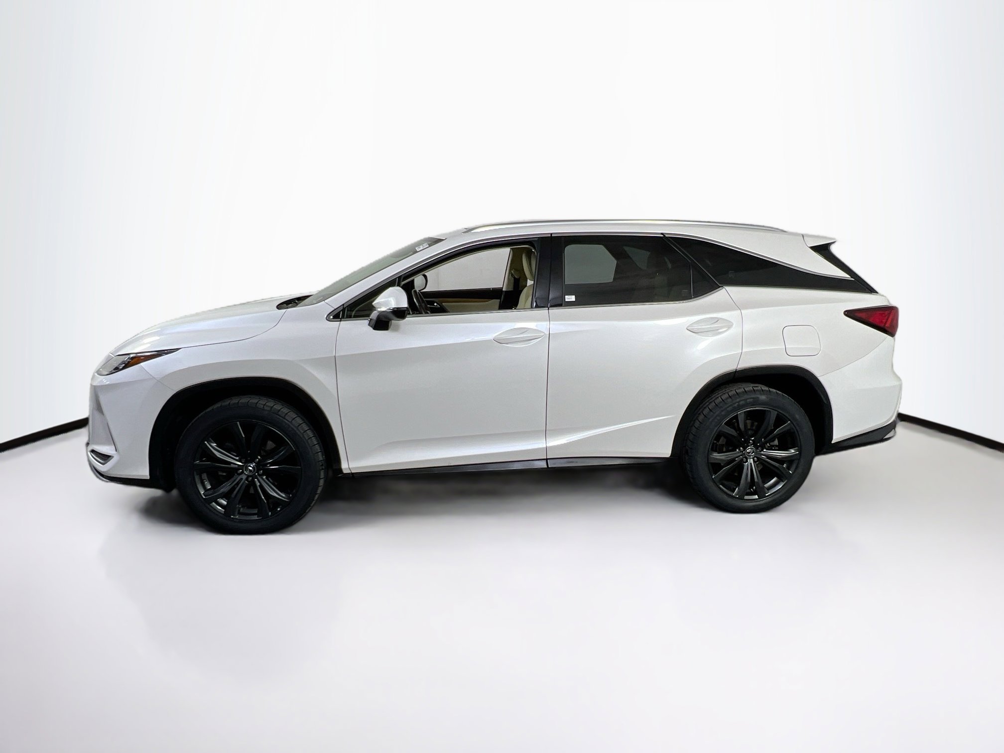 Used 2020 Lexus RX 350L Premium w/ Premium Package image 8