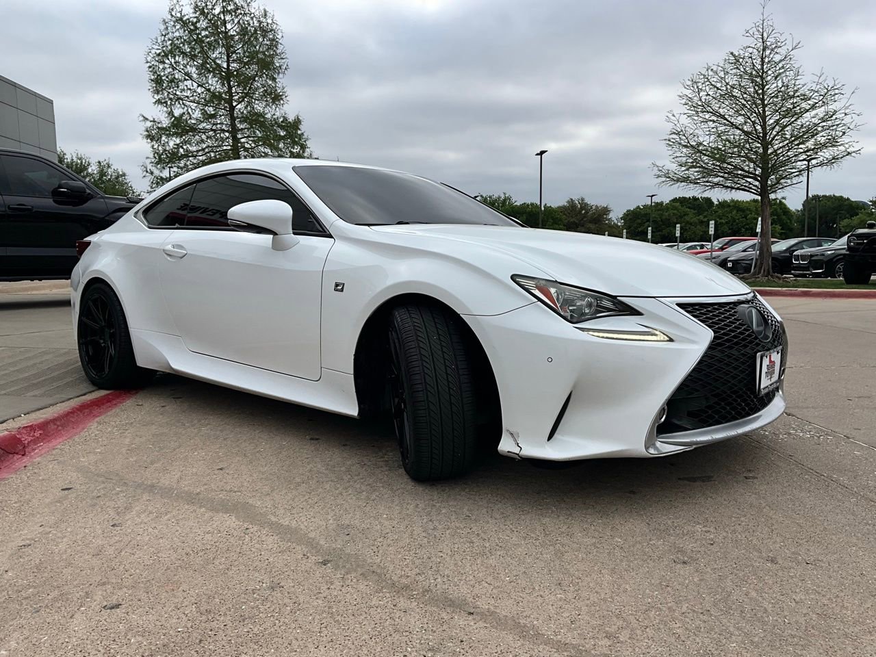 Used 2015 Lexus RC 350 w/ F Sport w/Summer Tires image 4