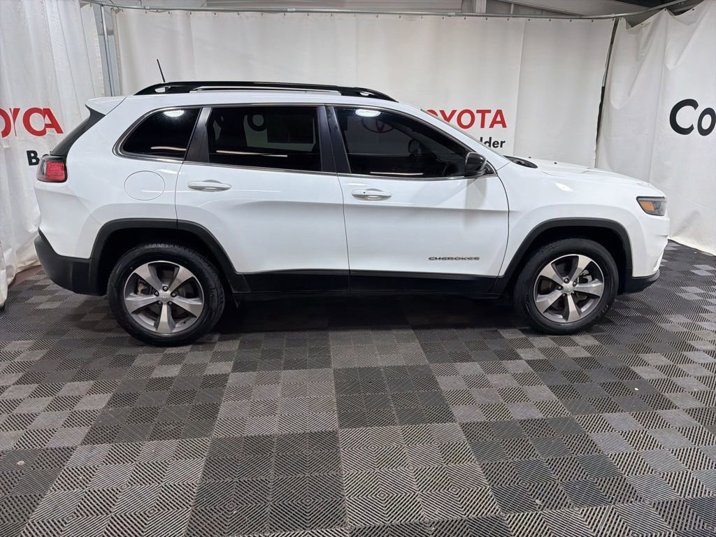 Used 2022 Jeep Cherokee Limited image 7