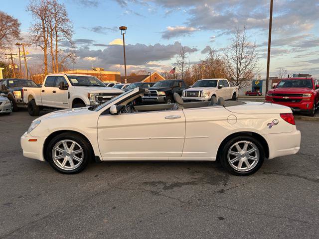 Used 2008 Chrysler Sebring Limited FWD image 9