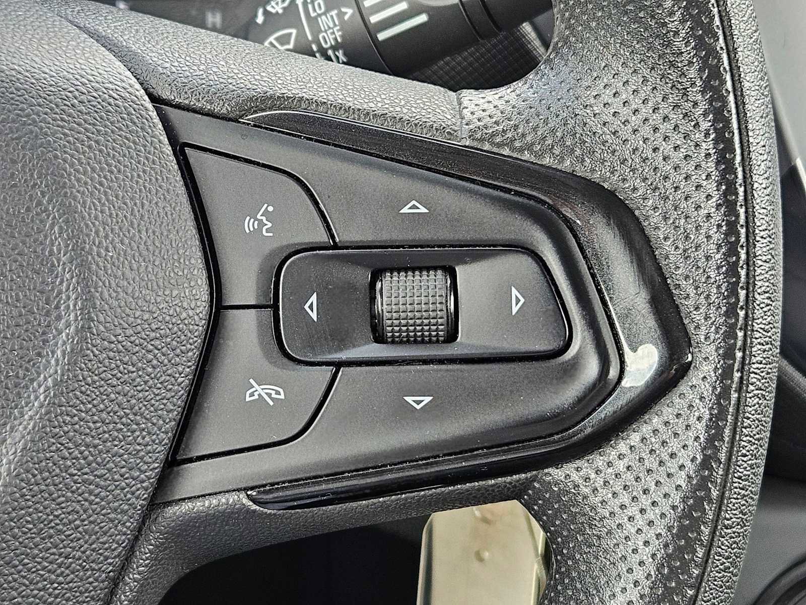 Used 2023 Chevrolet TrailBlazer LS FWD image 17