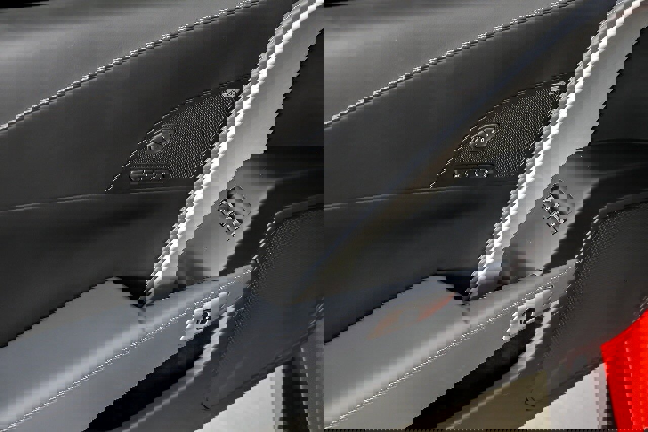 Used 2015 Chevrolet Corvette Z06 w/ Z07 Performance Package image 18