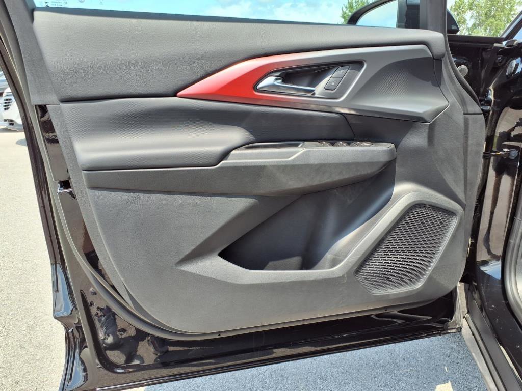 Used 2024 Chevrolet Equinox EV RS image 27