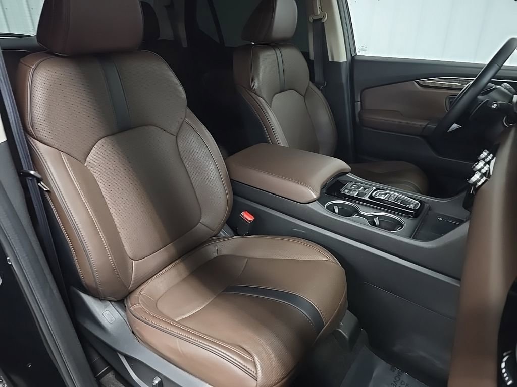 Used 2023 Honda Pilot Elite image 15