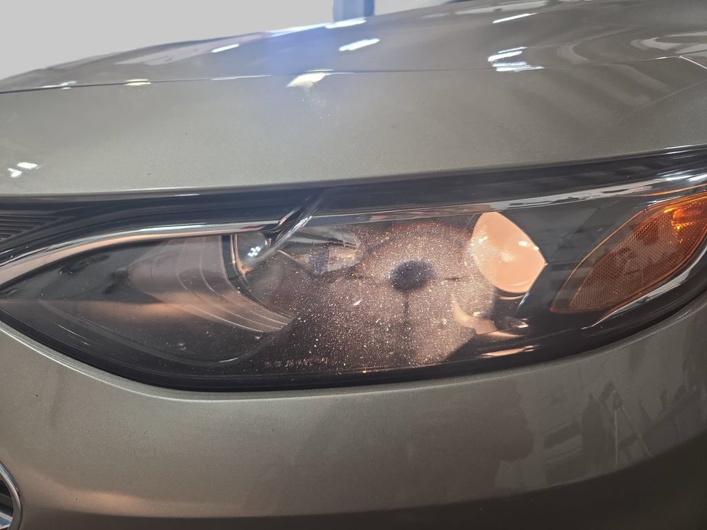 Used 2023 Chevrolet Malibu LT FWD image 33