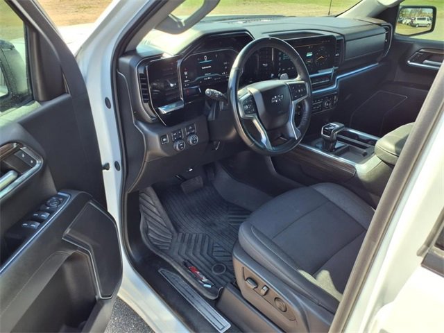 Used 2024 Chevrolet Silverado 1500 RST image 10
