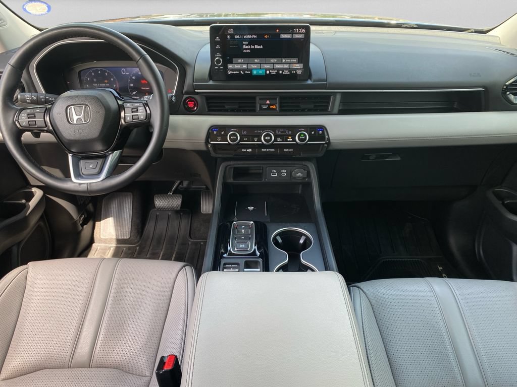Used 2024 Honda Pilot Elite image 15