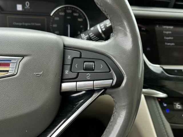 Used 2023 Cadillac XT6 Premium Luxury AWD/4WD image 14