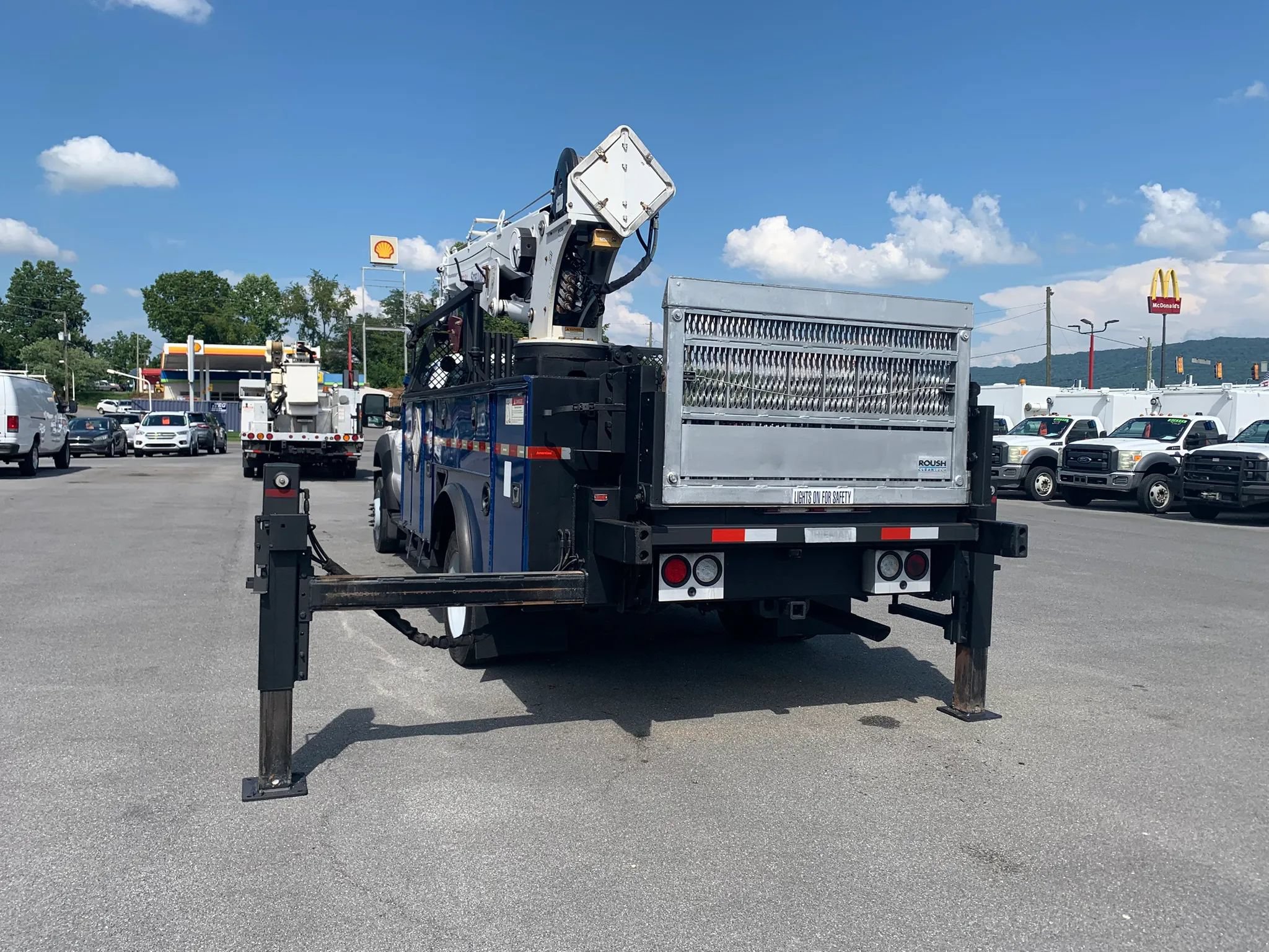 Used 2015 Ford F550 4x4 Regular Cab Super Duty image 40