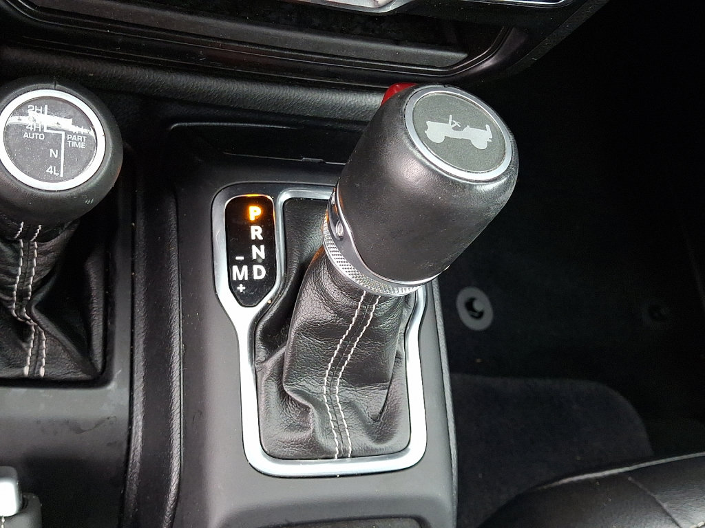 Used 2021 Jeep Wrangler Unlimited Sahara w/ Cold Weather Group image 30