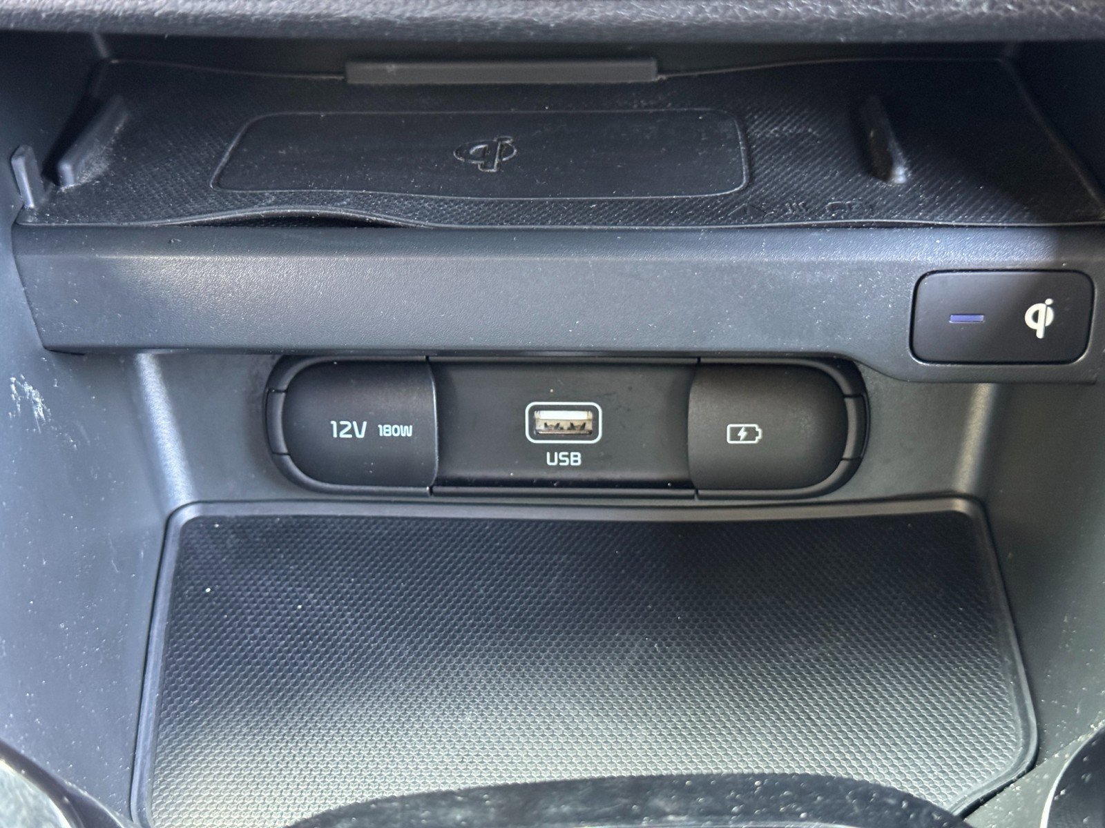 Used 2020 Kia Soul GT-Line Turbo FWD image 27