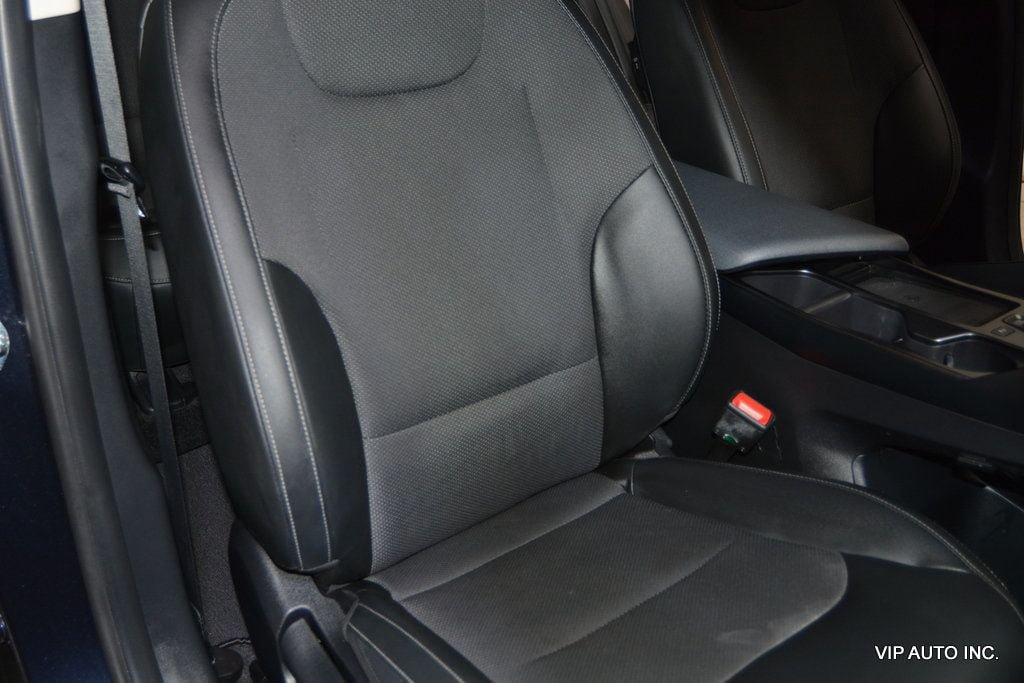 Used 2022 Kia EV6 Light RWD image 19