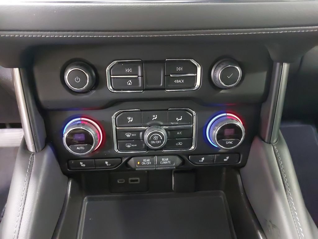 Used 2022 Chevrolet Tahoe LT w/ Luxury Package AWD/4WD image 22