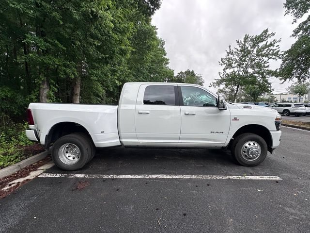 New 2026 RAM 3500 Laramie AWD/4WD image 7