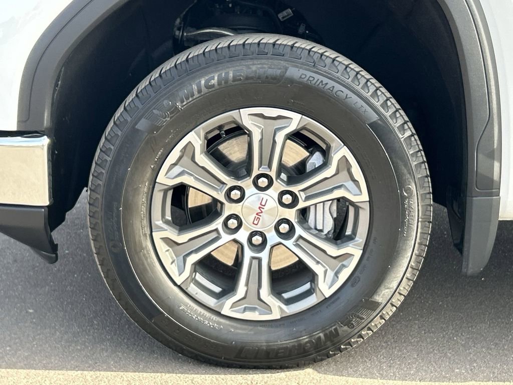 Used 2026 GMC Sierra 1500 SLT AWD/4WD image 32