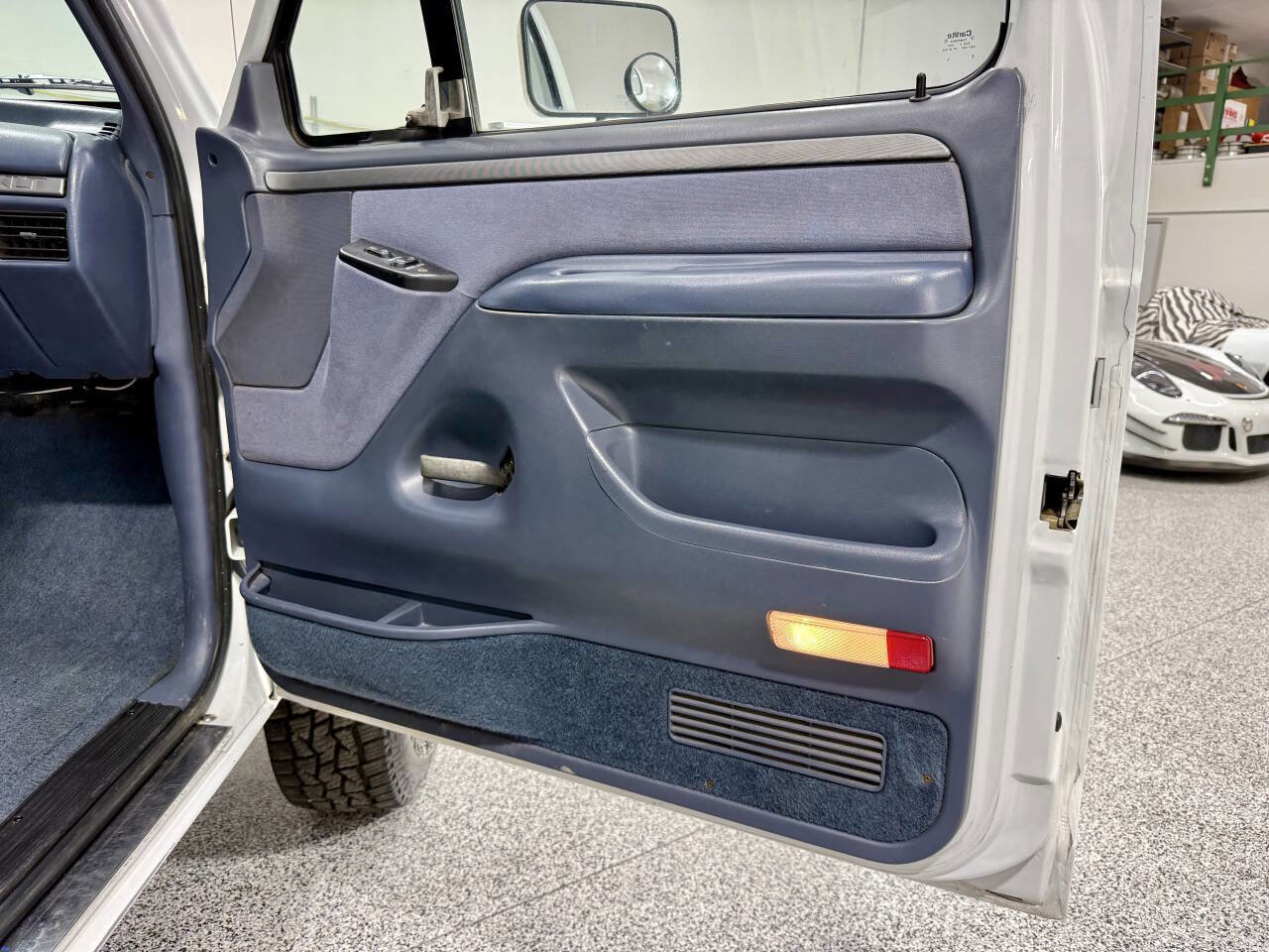 Used 1993 Ford F250 4x4 Regular Cab image 81