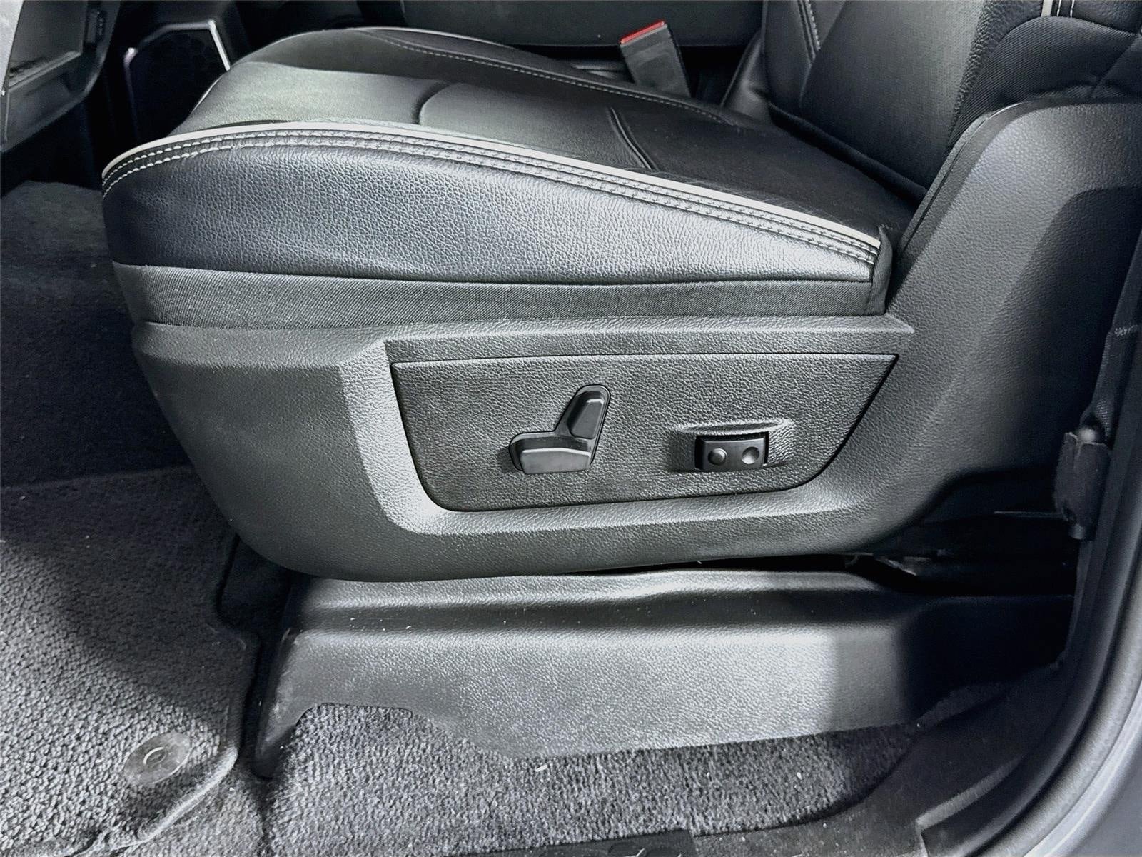 Used 2024 RAM 2500 Laramie w/ Safety Group AWD/4WD image 19