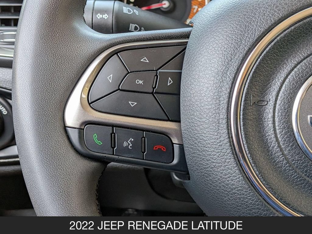 Used 2022 Jeep Renegade Latitude AWD/4WD image 17