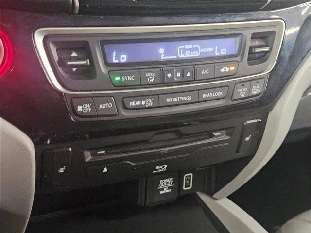 Used 2019 Honda Pilot Touring image 16