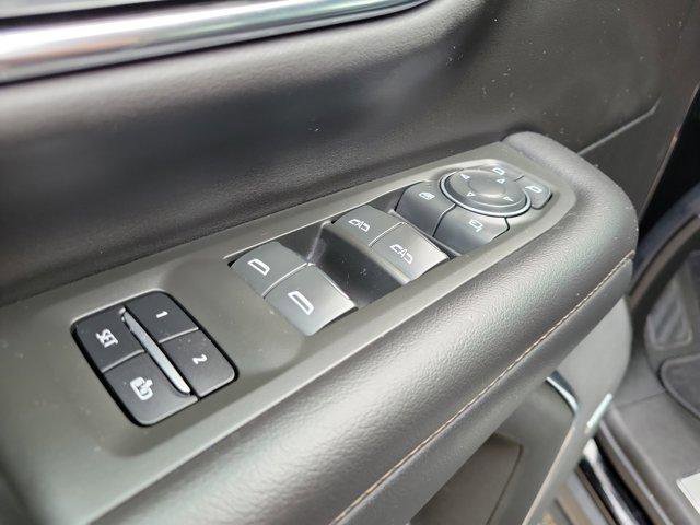Used 2022 Chevrolet Tahoe High Country AWD/4WD image 19