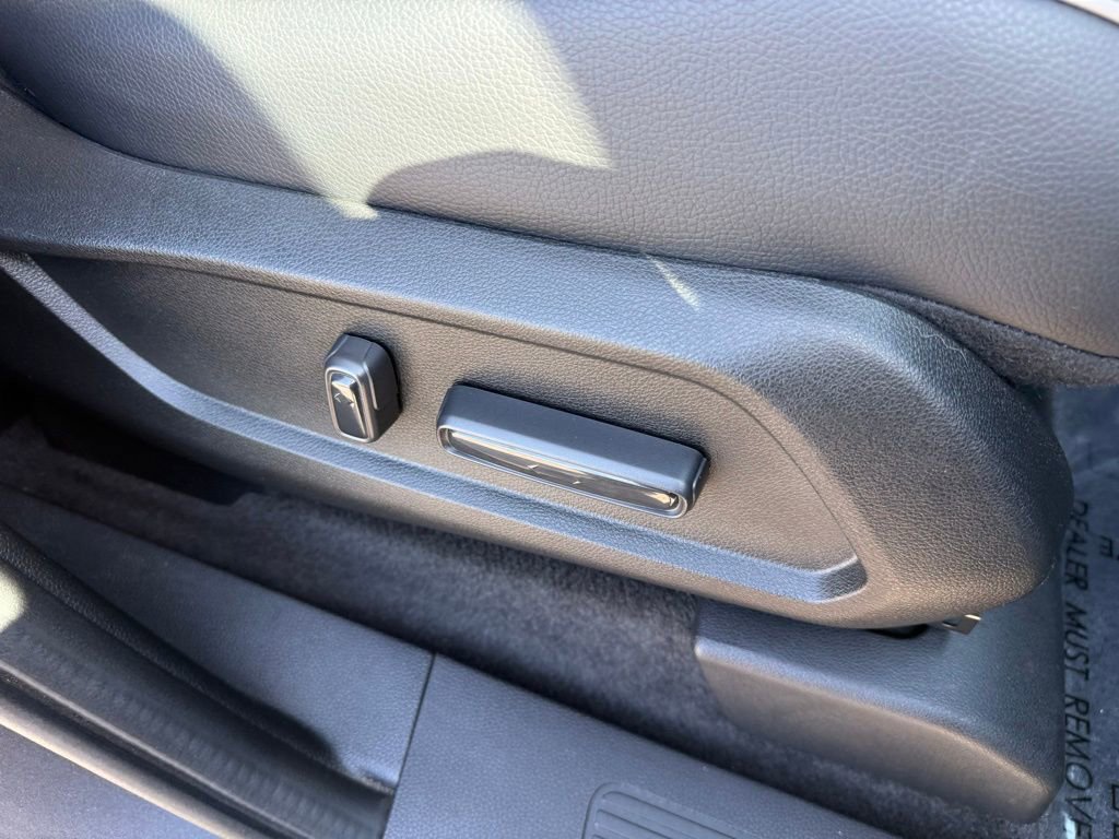 Used 2023 Honda Pilot Elite image 47