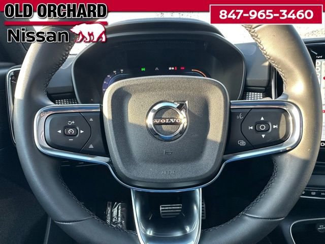 Used 2022 Volvo XC40 P8 Recharge Plus image 20