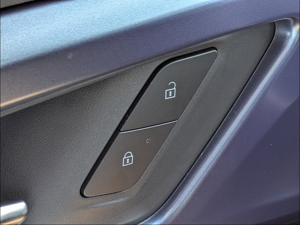 New 2026 Chevrolet Equinox EV LT AWD/4WD image 24