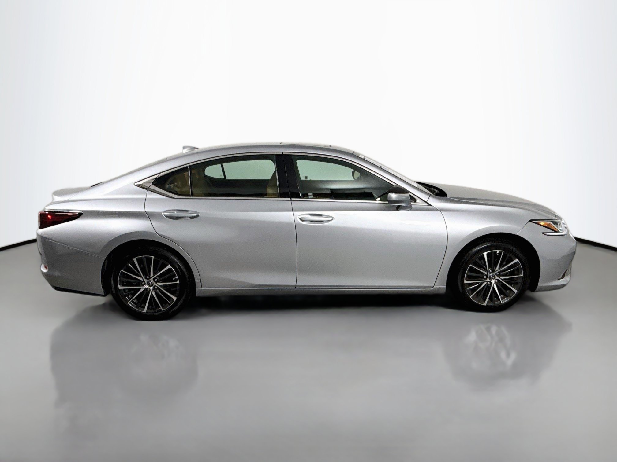 Certified 2025 Lexus ES 350 w/ Premium Package FWD image 8