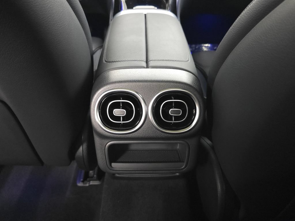 Certified 2026 Mercedes-Benz GLC 300 4MATIC image 28