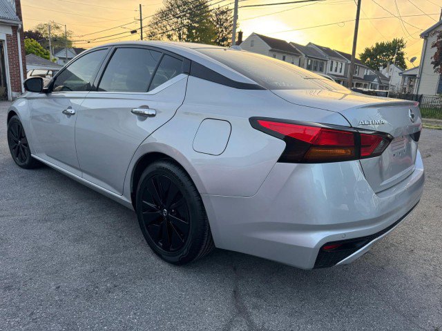 Used 2019 Nissan Altima 2.5 SL FWD image 8