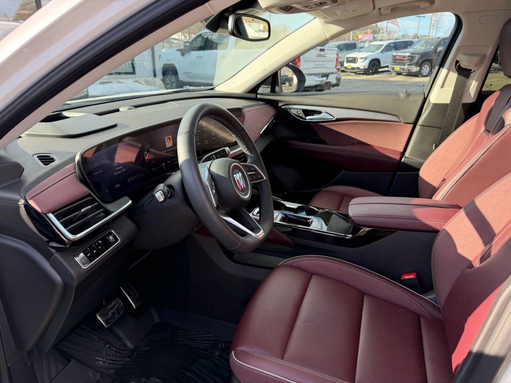 Used 2025 Buick Envision Sport Touring image 17