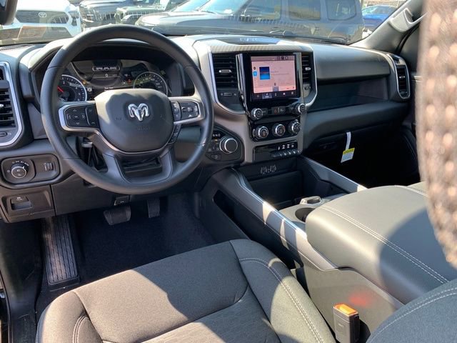 New 2026 RAM 1500 Express AWD/4WD image 14
