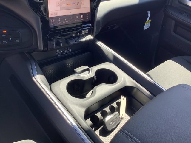 New 2026 RAM 2500 Big Horn AWD/4WD image 18