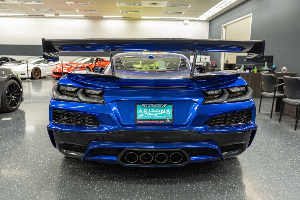 Used 2025 Chevrolet Corvette Z06 RWD image 7