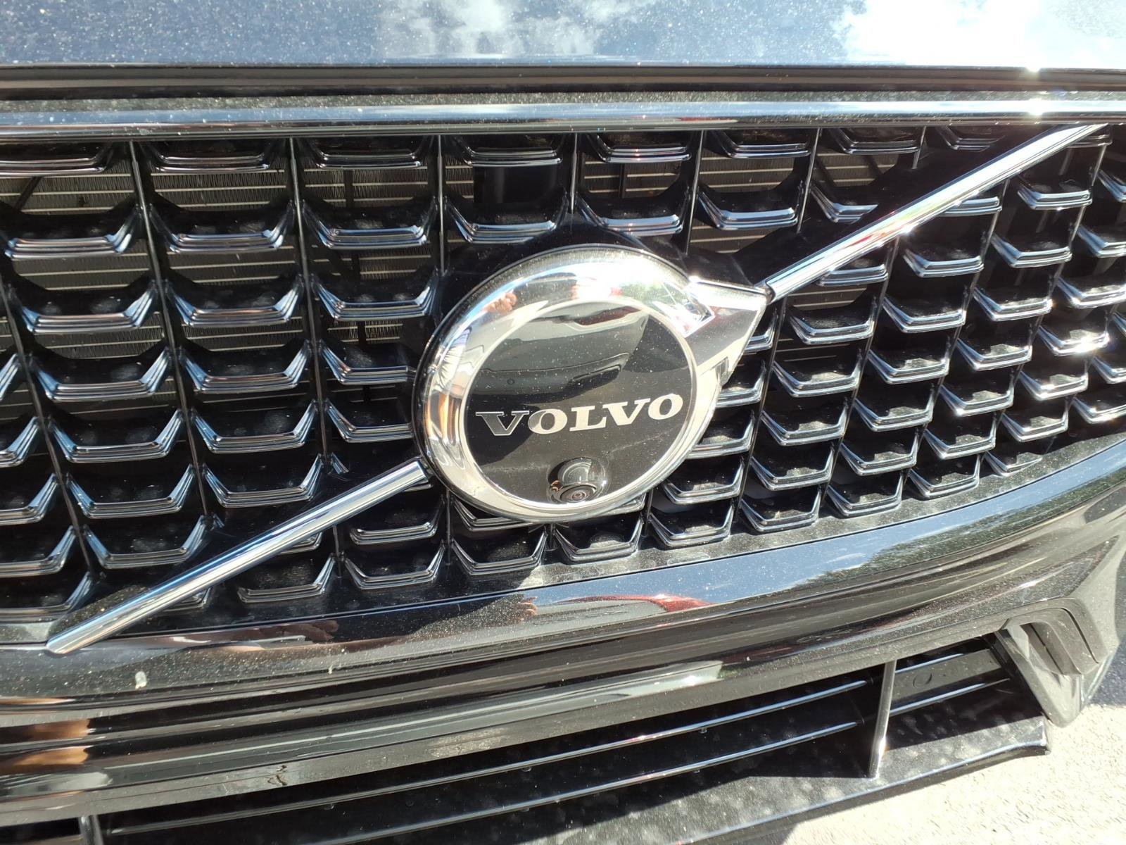 Used 2023 Volvo XC60 B5 Ultimate w/ Climate Package AWD/4WD image 10