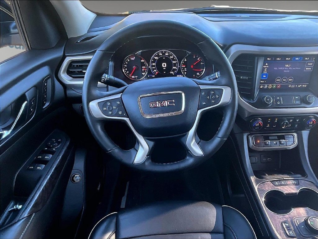 Used 2023 GMC Acadia Denali w/ Denali Ultimate Package AWD/4WD image 17