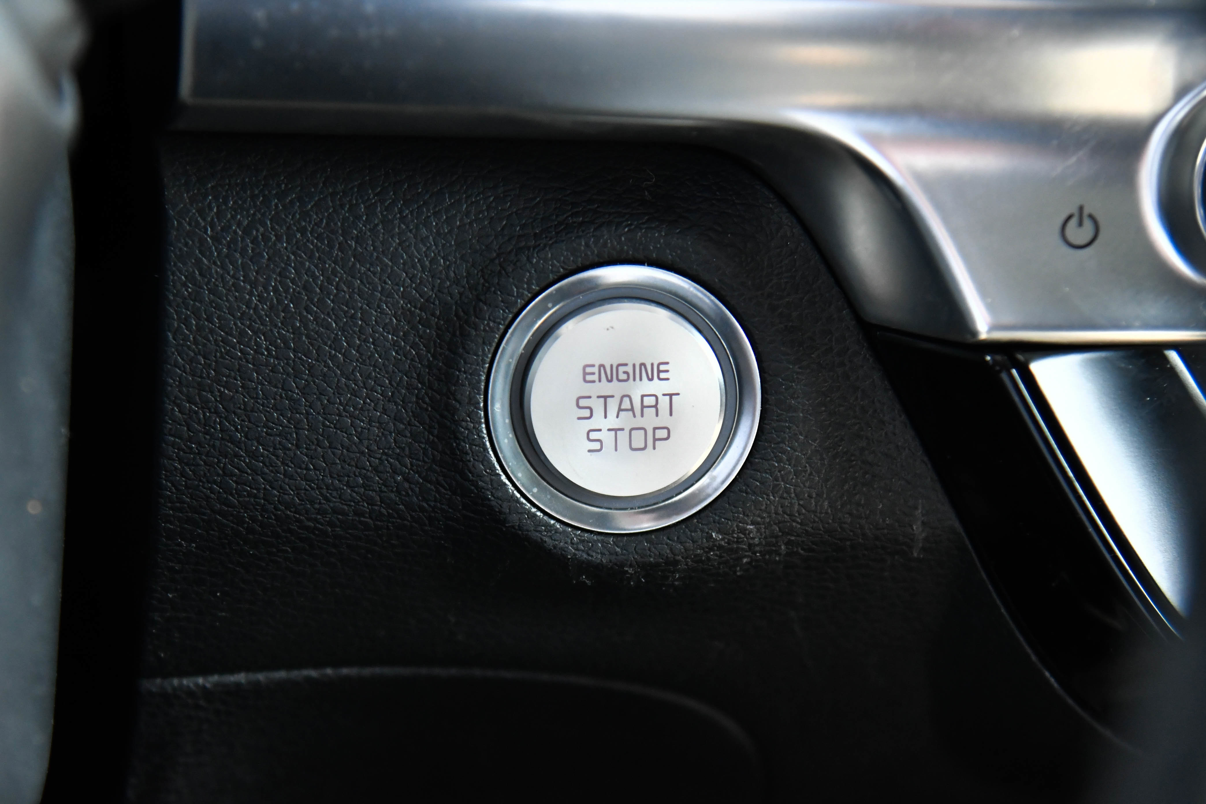 Used 2022 Kia Telluride LX image 26