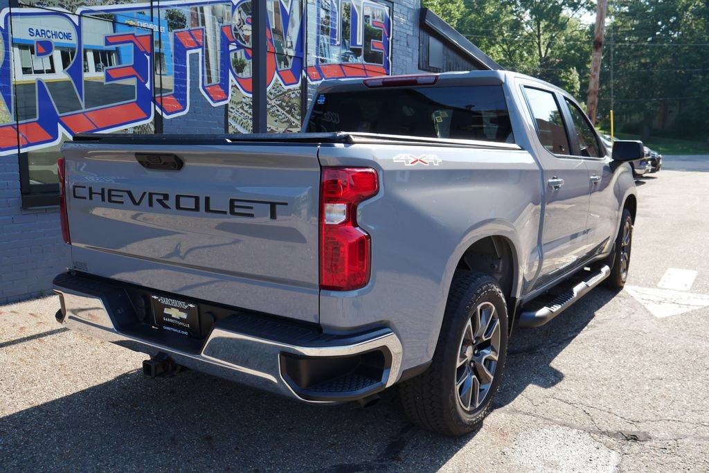 Used 2024 Chevrolet Silverado 1500 LT AWD/4WD image 21