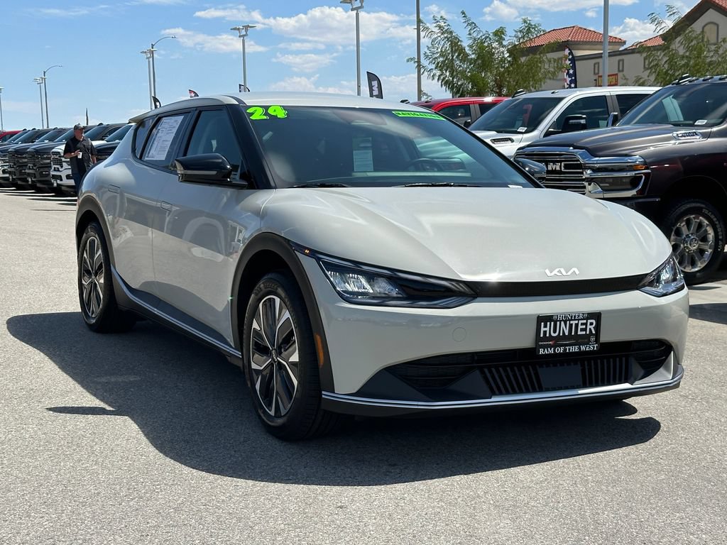 Used 2024 Kia EV6 Light RWD image 12