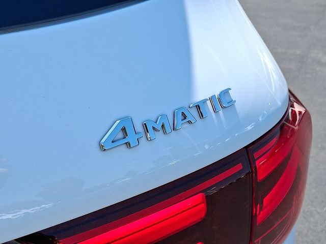 Used 2026 Mercedes-Benz GLB 250 4MATIC image 10