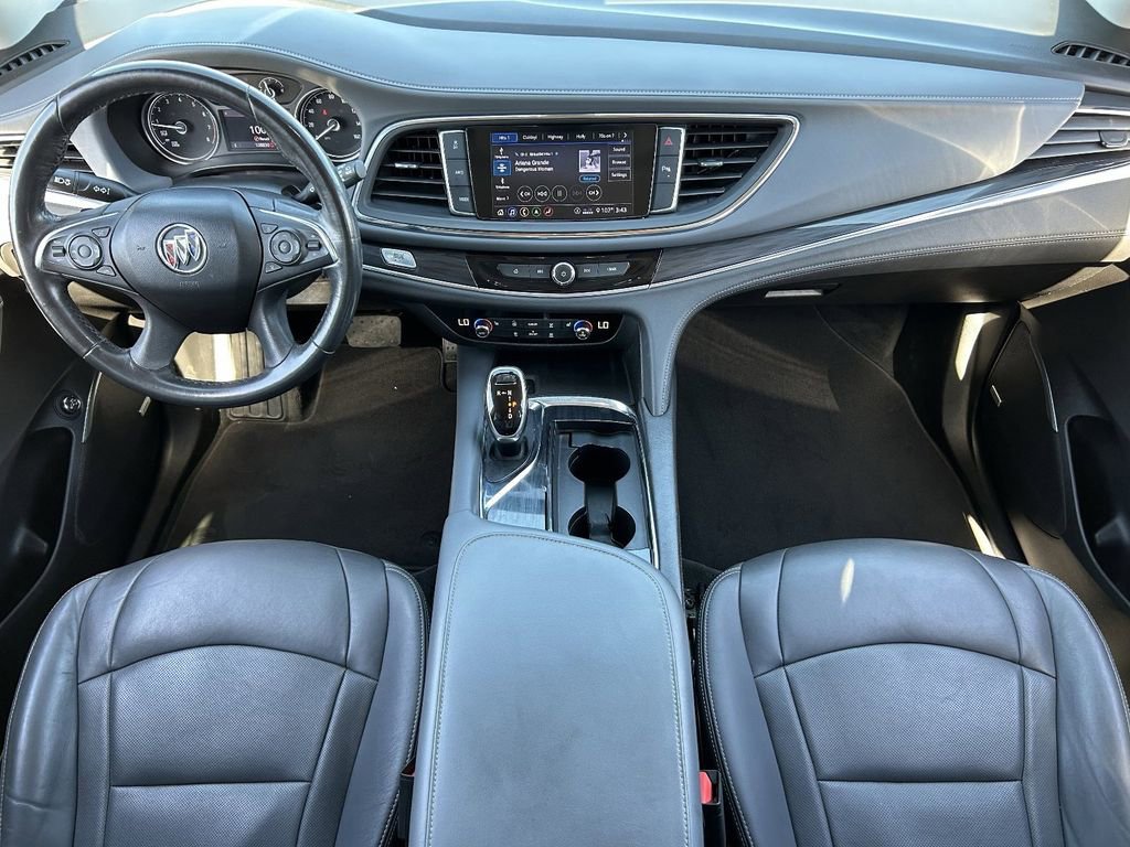 Used 2021 Buick Enclave Essence w/ Sound and Sites Package AWD/4WD image 15