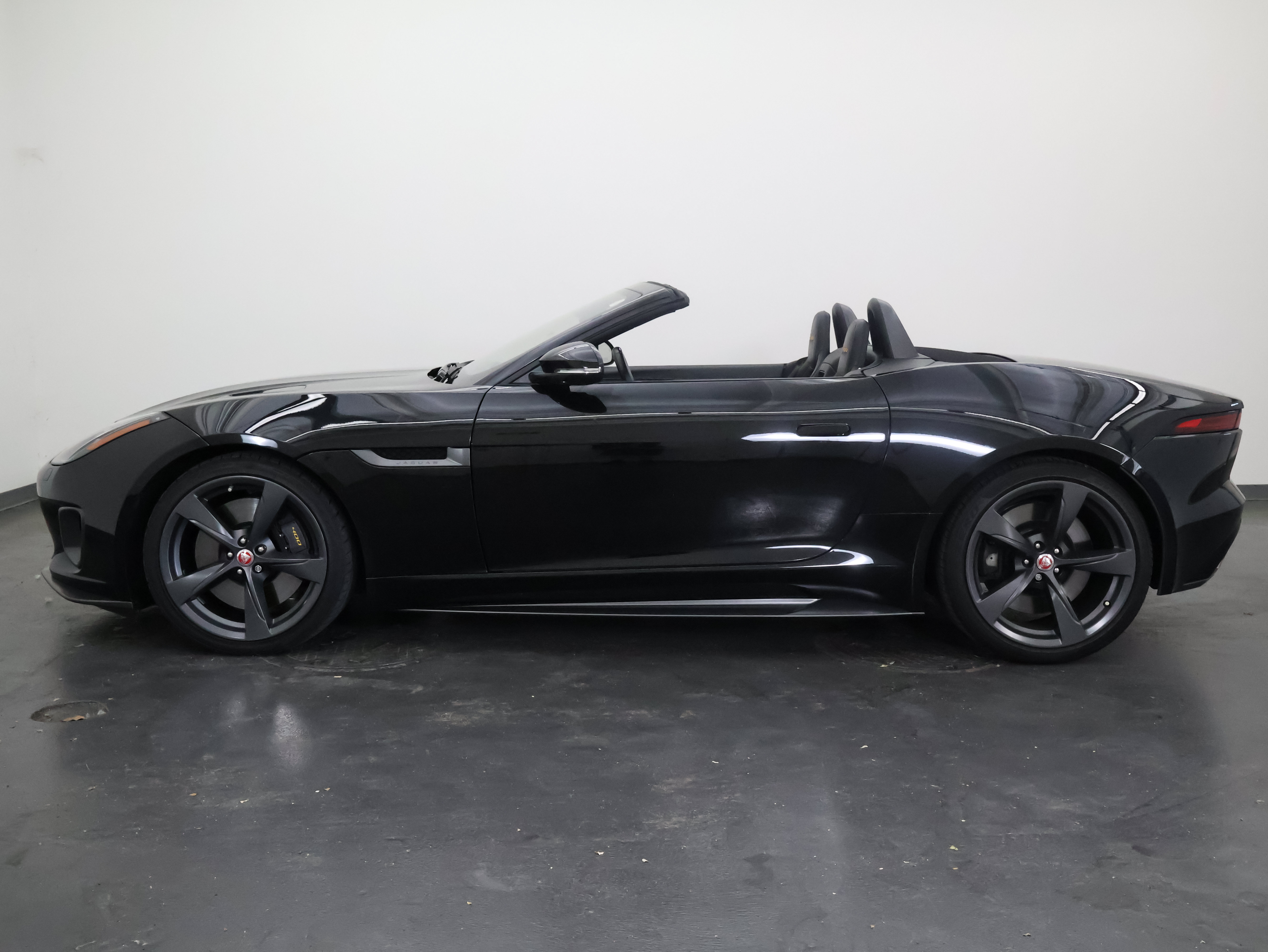 Used 2018 Jaguar F-TYPE 400 Sport AWD/4WD image 7