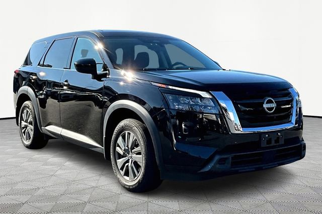 Used 2024 Nissan Pathfinder S