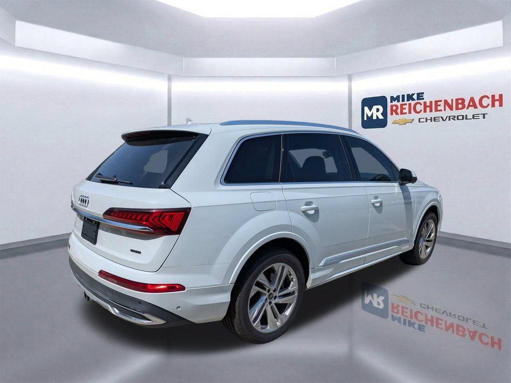 Used 2023 Audi Q7 3.0T Premium Plus AWD/4WD image 4