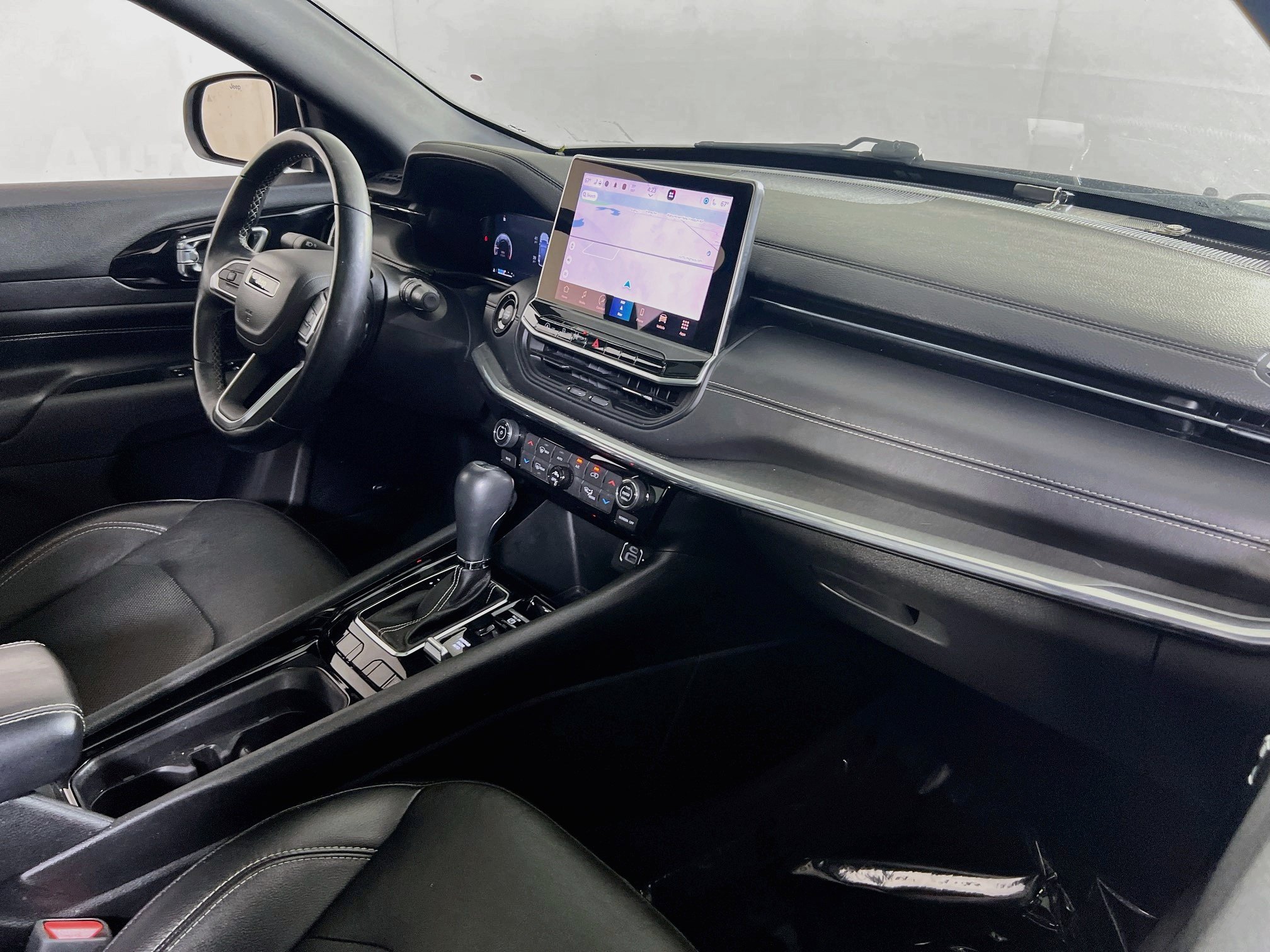 Used 2022 Jeep Compass High Altitude AWD/4WD image 28